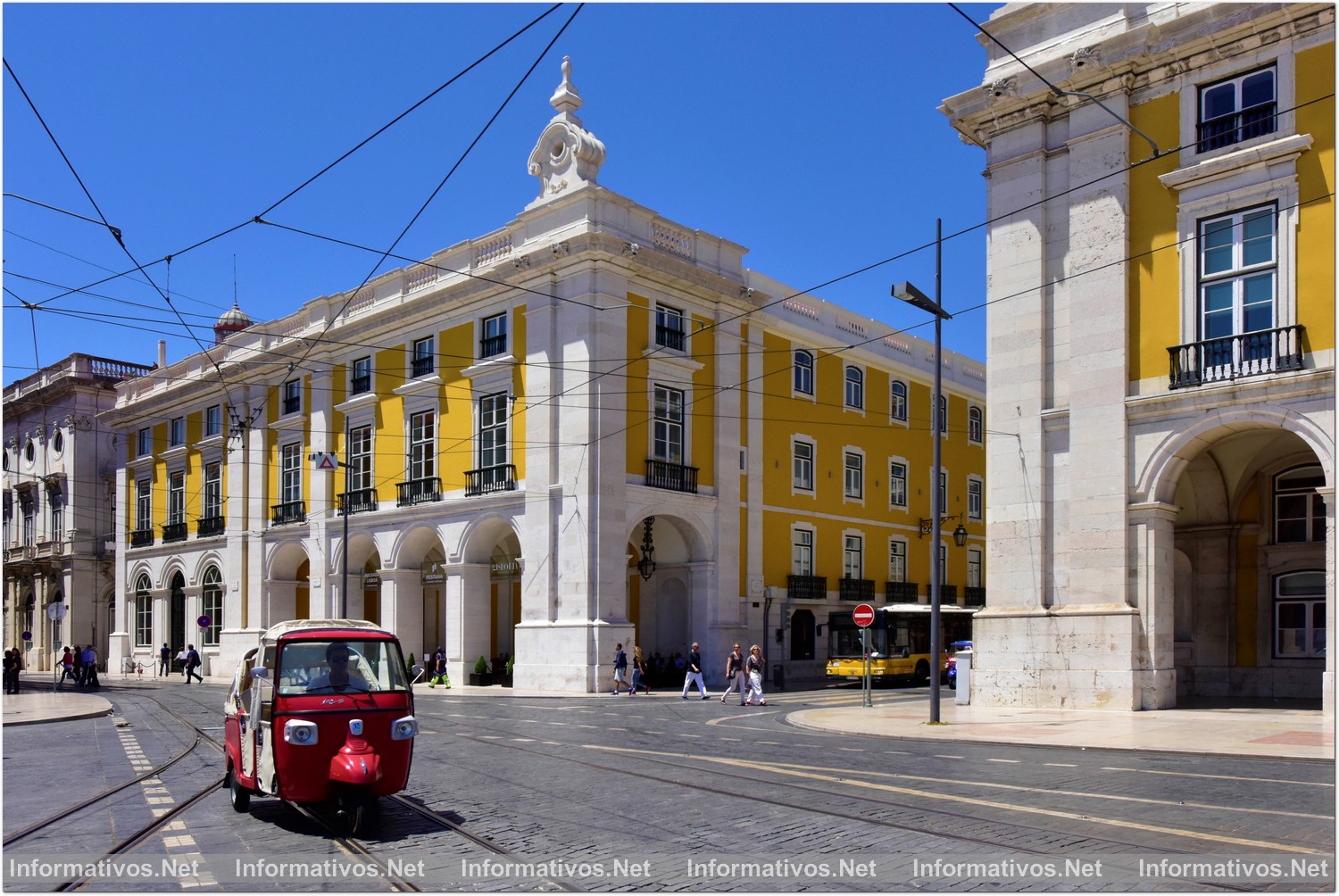 Rib Beef & Wine es el nuevo restaurante de la Posada de Lisboa: vsita desde el exterior