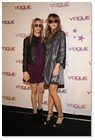 :: Pulse para Ampliar :: Presentacion Vogue eyewear Atzaro Ibiza: Lucila de Figueroa y Amalia Aresu.