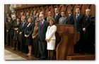 :: Pulse para Ampliar :: El presidente del Gobierno de las Islas Baleares, Frascesc Antich (3d), el presidente del Gobierno de Aragón, Marcelino Iglesias (2d), y el presidente de la Generalitat de Cataluña, José Montilla (d), y la consejera de Cultura y Deportes de la Generalitat Valenciana, Trinidad Miró (abajo-d), y el consejero de Economía y Finanzas de la Generlitat Catalana, Antoni Castells (ab-2d), durante los actos de celebración del 800 aniversario del nacimiento del rey Jaime I que se han llevado a cabo en el monasterio de Poblet, en Tarragona, donde está enterrado el monarca.