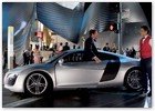 :: Pulse para Ampliar :: Robert Downey Jr. es Tony Stark en la película de Marvel-Comics "Iron Man" y el Audi R8 su coche concepto