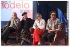 :: Pulse para Ampliar :: Presentación de Supermodelo 2008 de Cuatro TV en el Costa Concordia
Emmanuel Rouzic, Marie-Ange Schmitt-Lebreton, Fiona Ferrer y Jousi :: Pulse para Ampliar :: Presentación de Supermodelo 2008 de Cuatro TV en el Costa Concordia
Emmanuel Rouzic, Marie-Ange Schmitt-Lebreton, Fiona Ferrer y Jousi