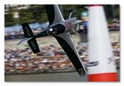 :: Pulse para Ampliar :: Red Bull Air Race World Series en Budapest, Hungría. Steve Jones