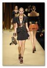 :: Pulse para Ampliar :: SEMANA DE LA MODA DE PARíS: DESFILE PRIMAVERA-VERANO 2009 DE LOUIS VUITTON :: Pulse para Ampliar :: SEMANA DE LA MODA DE PARíS: DESFILE PRIMAVERA-VERANO 2009 DE LOUIS VUITTON