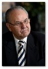 :: Pulse para Ampliar :: Dionisio Gracia Fajardo, fundador y decano de la UNALT (Unión Nacional Asociaciones Libres de Autopatronos y Empresarios Taxi)
Autor del libro "El señor del taxi"