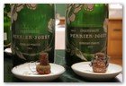 :: Pulse para Ampliar :: Cata privada en la boutique del Champagne Maison Perrier-Jouet de las cosechas históricas de Perrier-Jouet.