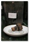 :: Pulse para Ampliar :: Cata privada en la boutique del Champagne Maison Perrier-Jouet de las cosechas históricas de Perrier-Jouet.
Tapón del champán más antiguo del mundo: el Perrier-Jouet Vintage 1825.