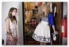 :: Pulse para Ampliar :: HANNAH MONTANA: THE MOVIE: (l to r) EMILY OSMENT, MILEY CYRUS