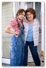 :: Pulse para Ampliar :: HANNAH MONTANA: THE MOVIE: (l to r) MILEY CYRUS, MARGO MARTINDALE