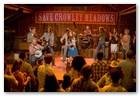:: Pulse para Ampliar :: HANNAH MONTANA: THE MOVIE: ROB HAJACOS, ERIC SILVER, MARCEL CHANGNON (left), MILEY CYRUS (center)
