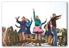 :: Pulse para Ampliar :: HANNAH MONTANA: THE MOVIE: MILEY CYRUS (center)