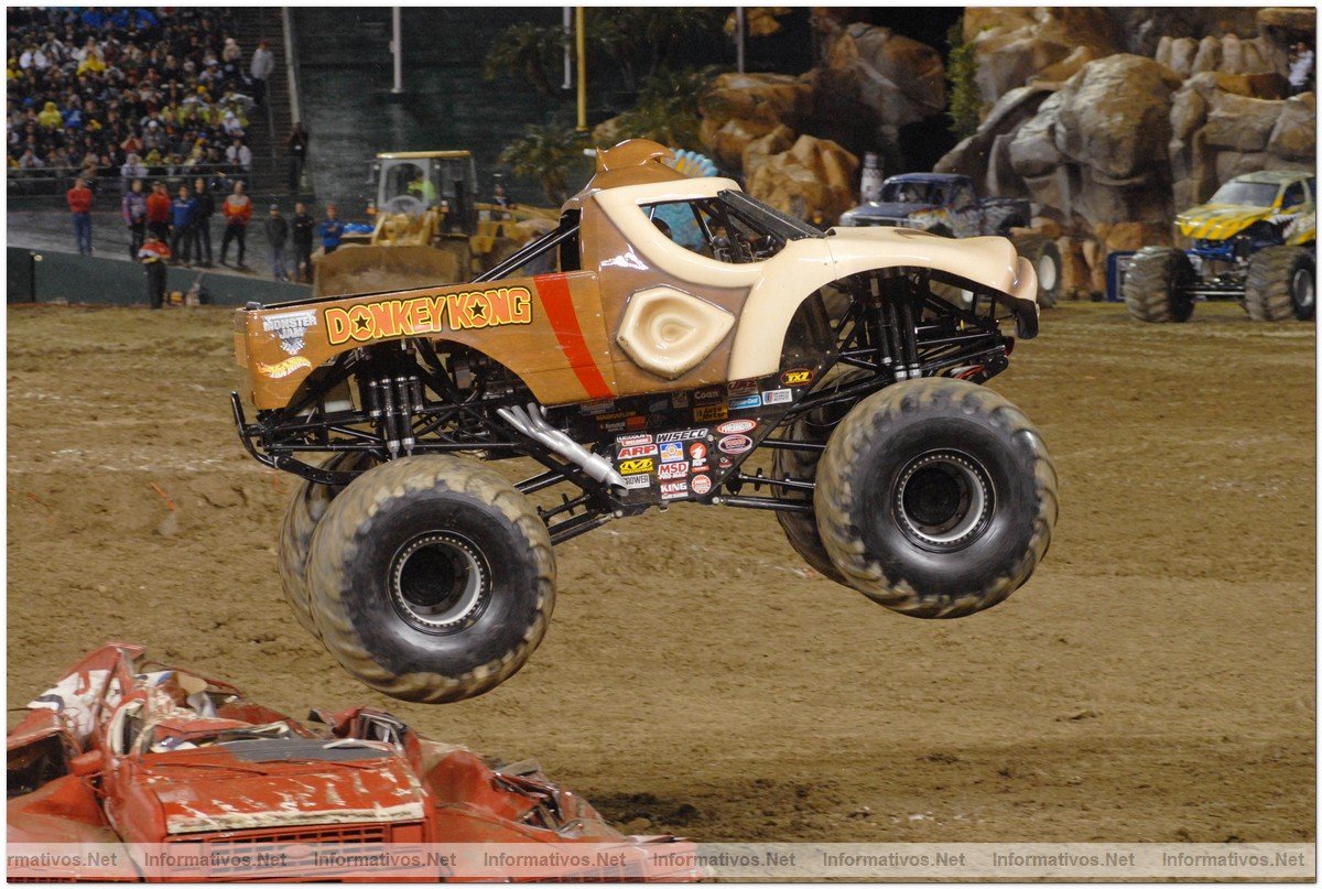 Monster Jam trae por primera vez a espaa los coches ms grandes del mundo: 24OCT09 en Barcelona