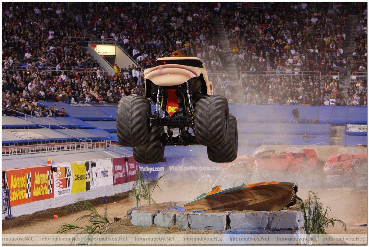 Monster Jam trae por primera vez a espa�a los coches m�s grandes del mundo: 24OCT09 en Barcelona