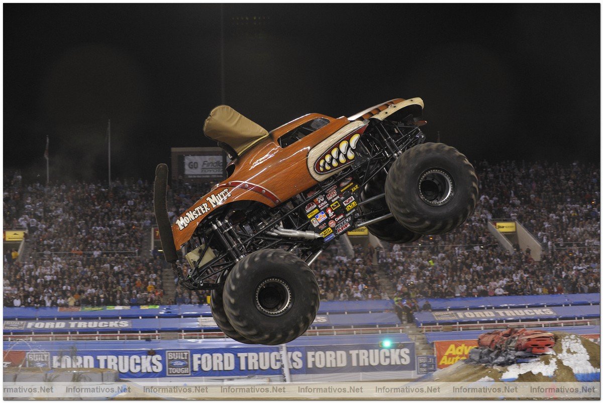 Monster Jam trae por primera vez a espaa los coches ms grandes del mundo: 24OCT09 en Barcelona