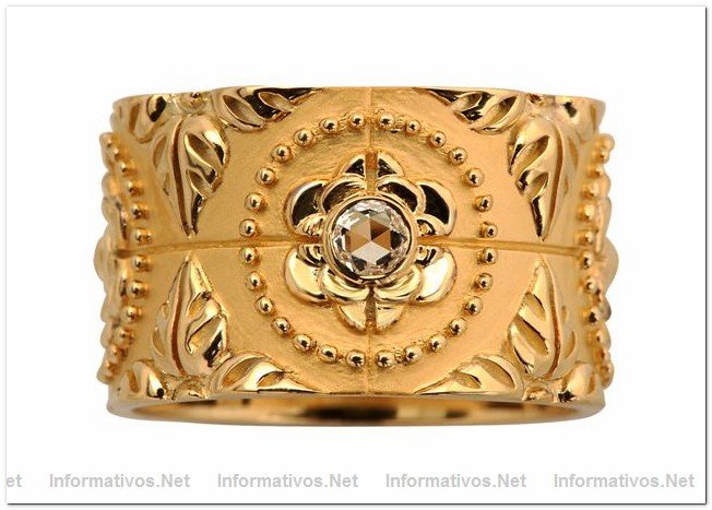 SEP09.- Coleccin Mosaico, de Carrera y Carrera (Yellow Gold Mosaico Ring)