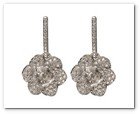 :: Pulse para Ampliar :: SEP09.- Colección Gardenia, de Carrera y Carrera (White Gold & Diamonds Gardenia Earrings)