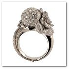 :: Pulse para Ampliar :: SEP09.- Colección Gardenia, de Carrera y Carrera (White Gold & Diamonds Gardenia Ring)