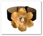 :: Pulse para Ampliar :: SEP09.- Colección Gardenia, de Carrera y Carrera (Yellow Gold Gardenia Bracelet)