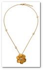 :: Pulse para Ampliar :: SEP09.- Colección Gardenia, de Carrera y Carrera (Yellow Gold Gardenia Pendant)