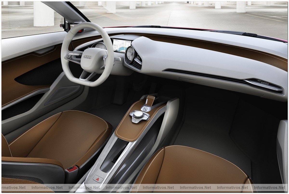 Audi presenta el elemento estrella del IAA 2009: el e-tron, un vehculo deportivo de alto rendimiento con sistema de propulsin totalmente elctrica.