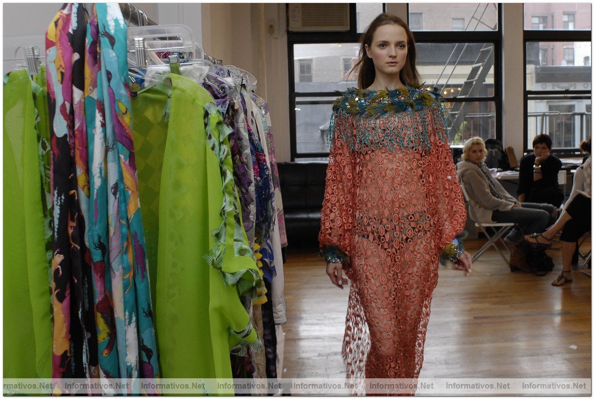 Fitting Custo Barcelona, desfile PV010, New York Fashion Week