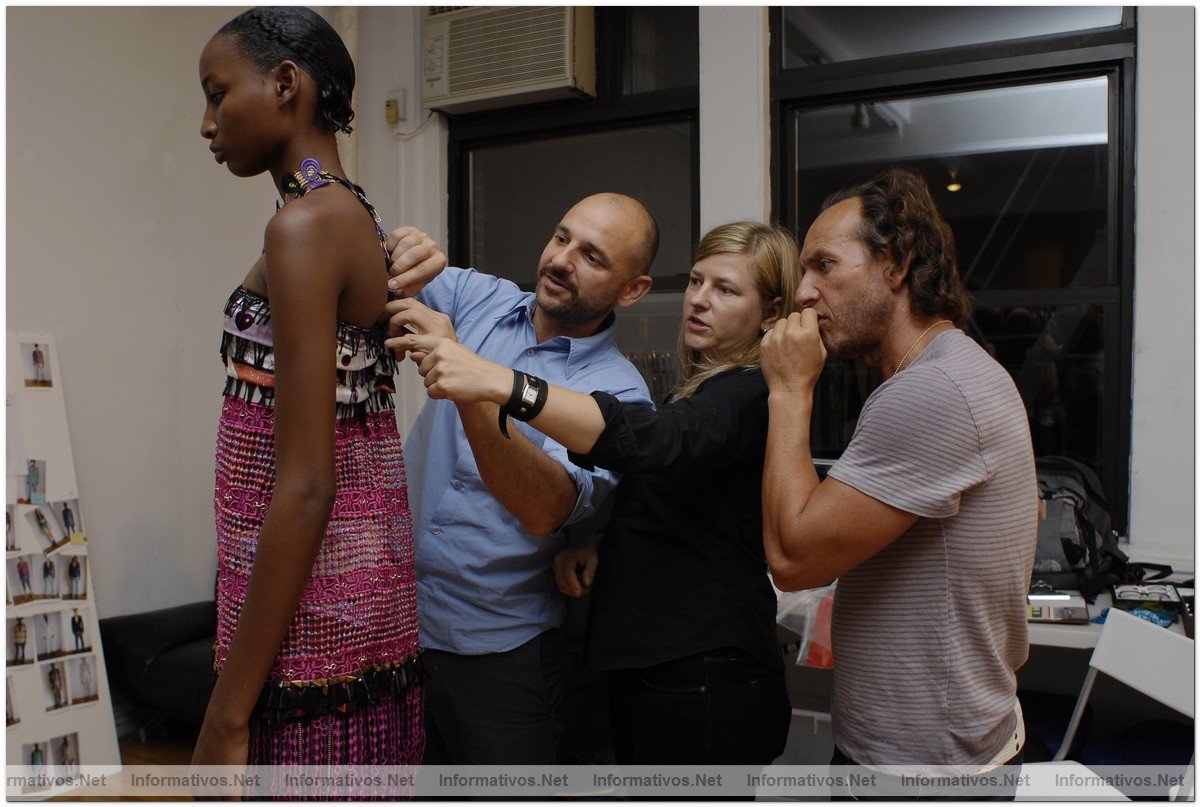 Fitting Custo Barcelona, desfile PV010, New York Fashion Week