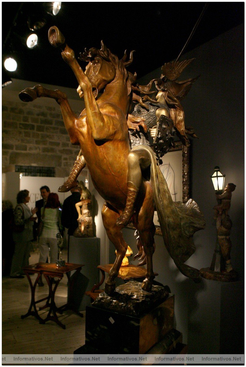 Saln del Arte y Antigedades de las Reales Atarazanas de Barcelona 2008: Valkiria. Escultura de Louis Chaln (1898-1911) - Victor Fills Anticuarios de Barcelona