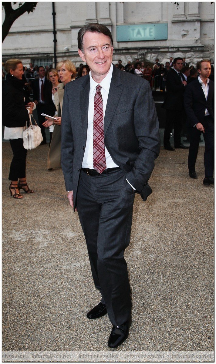 Lord Peter Mandelson dressed in Burberry arrives at the Burberry Prorsum Spring/Summer 2010 Show