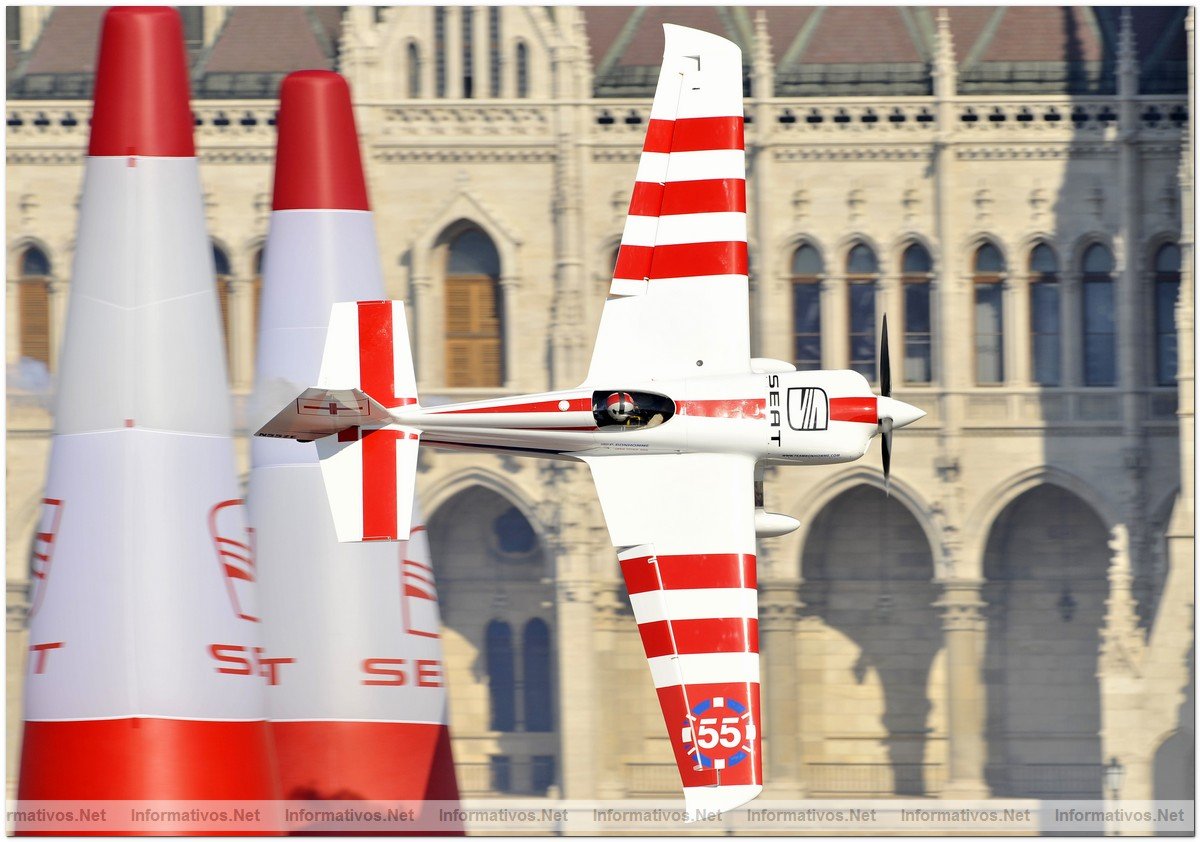British Pilot Paul Bonhomme flies through an Air Gate during the final  of the fourth round of the 2009 Red Bull Air Race World Championship  in Budapest, Hungary,  August  20, 2009. Bonhomme took second place behind Michael Goulian of the United States.