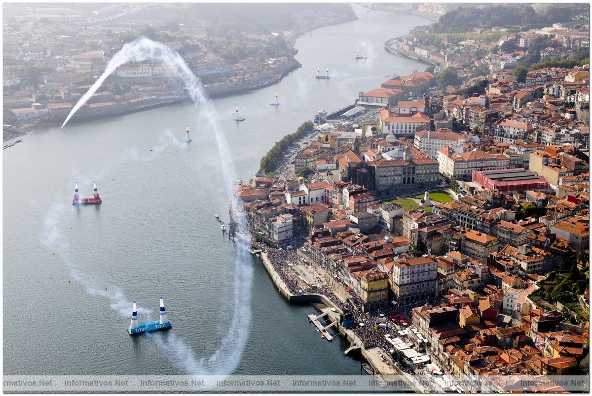 English pilot Paul Bonhomme at the fifth round of the 2009 Red Bull Air Race World Championship in Porto, Portugal,  September 13,  2009.