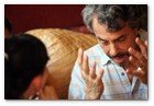 :: Pulse para Ampliar :: Chris Kilham, profesor de etnobotánica y 'Medicine Hunter'