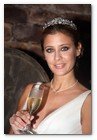 :: Pulse para Ampliar :: Elisabeth Reyes, ha sido coronada Reina del Cava 2009 en Sant Sadurní