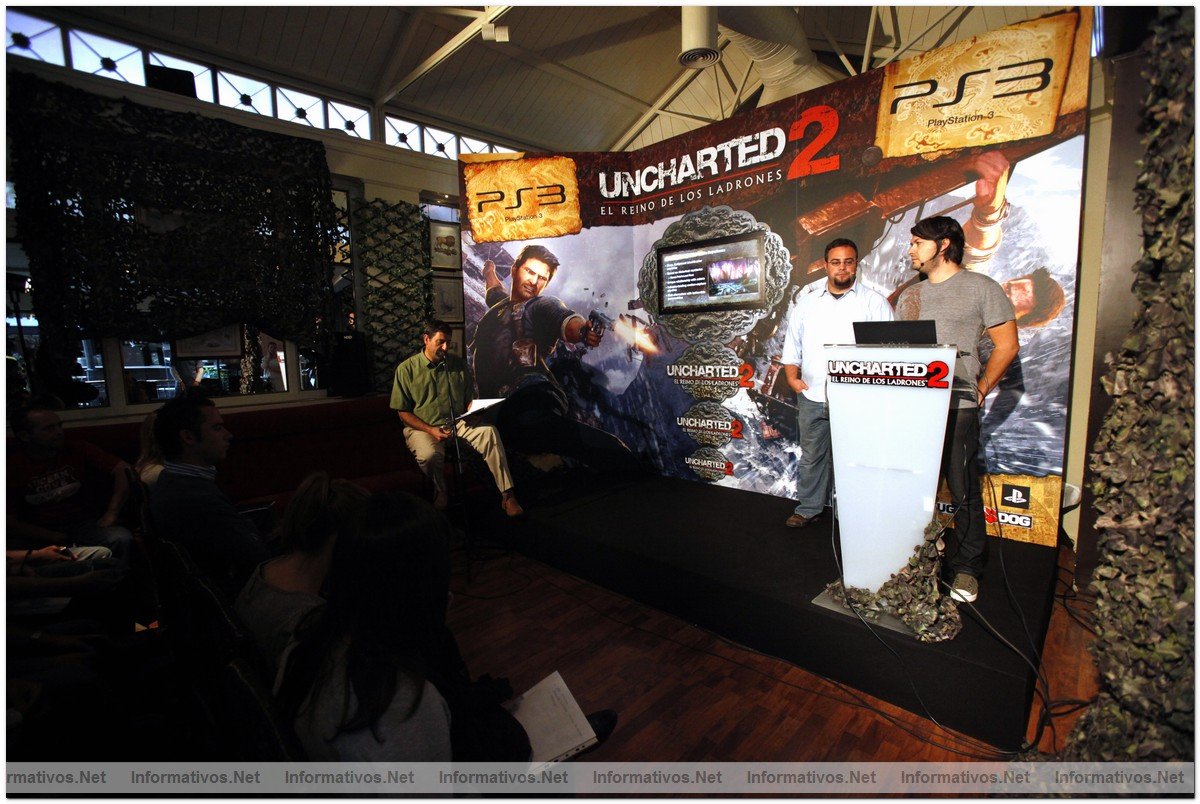 Justin Richmond y Arne Meyer, de Naughty Dog, en la presentacin de  "Uncharted 2: El Reino de los Ladrones" en Madrid