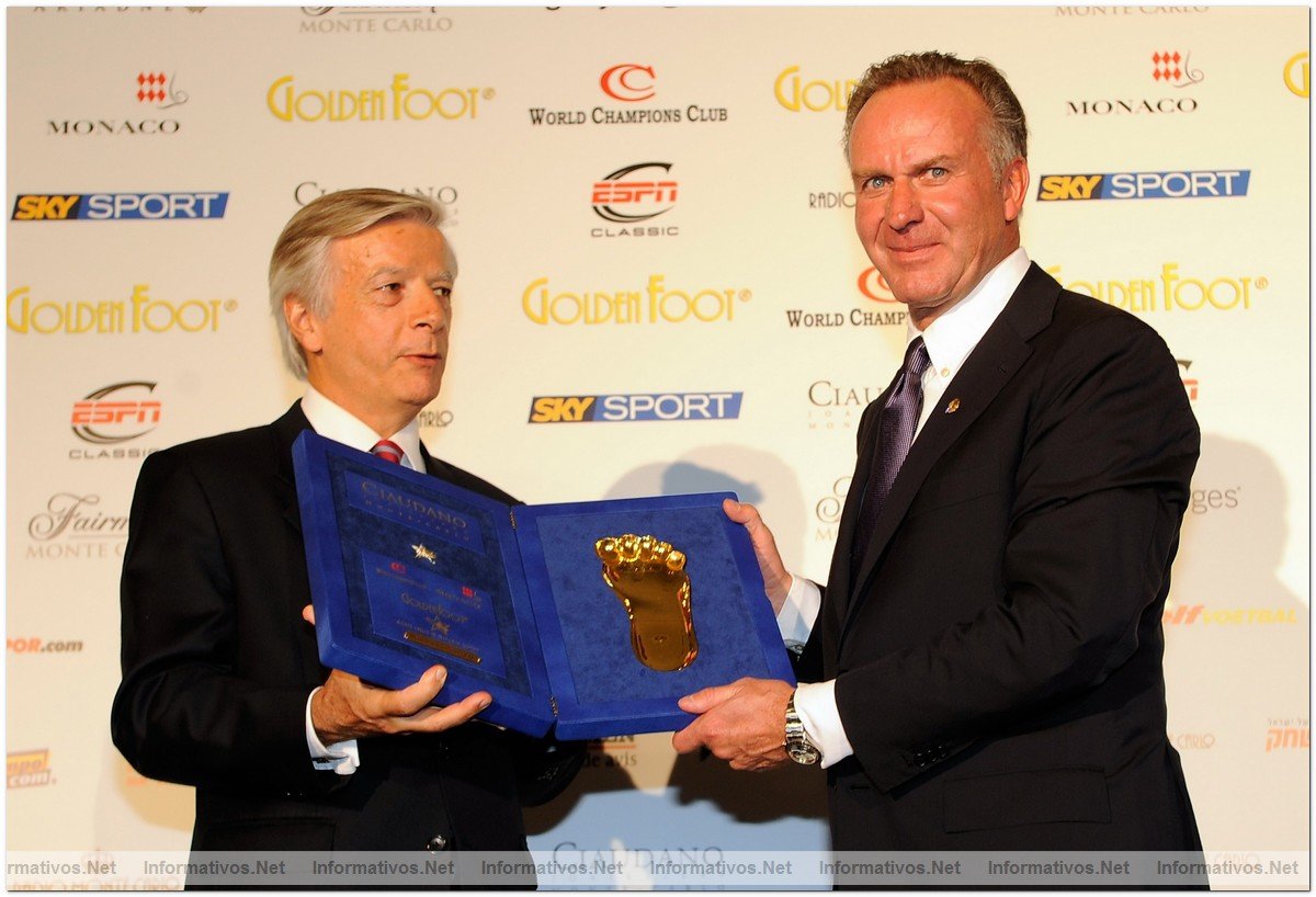 MONACO - OCTOBER 12: Karl Heinze Rumenigge receive the price at the Golden Foot Awards 2009 at Monte Carlo on October 12, 2009 in Monaco, Monaco.