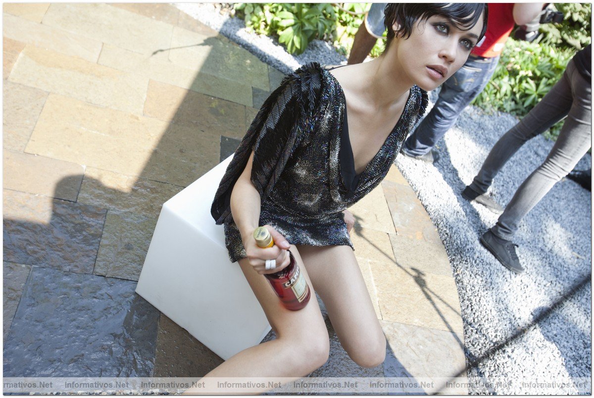 Making of del Calendario Campari 2010 con Olga Kurylenko. Outfit: Gucci - Jewellery: Vhernier - Location : Bulgari Hotel di Milano