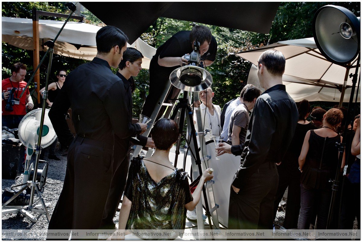 Making of del Calendario Campari 2010 con Olga Kurylenko. Outfit: Gucci - Jewellery: Vhernier - Location : Bulgari Hotel di Milano