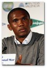 :: Pulse para Ampliar :: ETO'O IMPULSA LA CAMPAñA DE RECOGIDA DE ZAPATOS PARA áFRICA