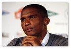 :: Pulse para Ampliar :: ETO'O IMPULSA LA CAMPAñA DE RECOGIDA DE ZAPATOS PARA áFRICA