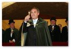 :: Pulse para Ampliar :: Ceremonia de Investidura Tardoral de la Confraria del Cava Sant Sadurní 2009. Ferran Adrià en su envestidura como Caballero Cofrade de Honor del Cava