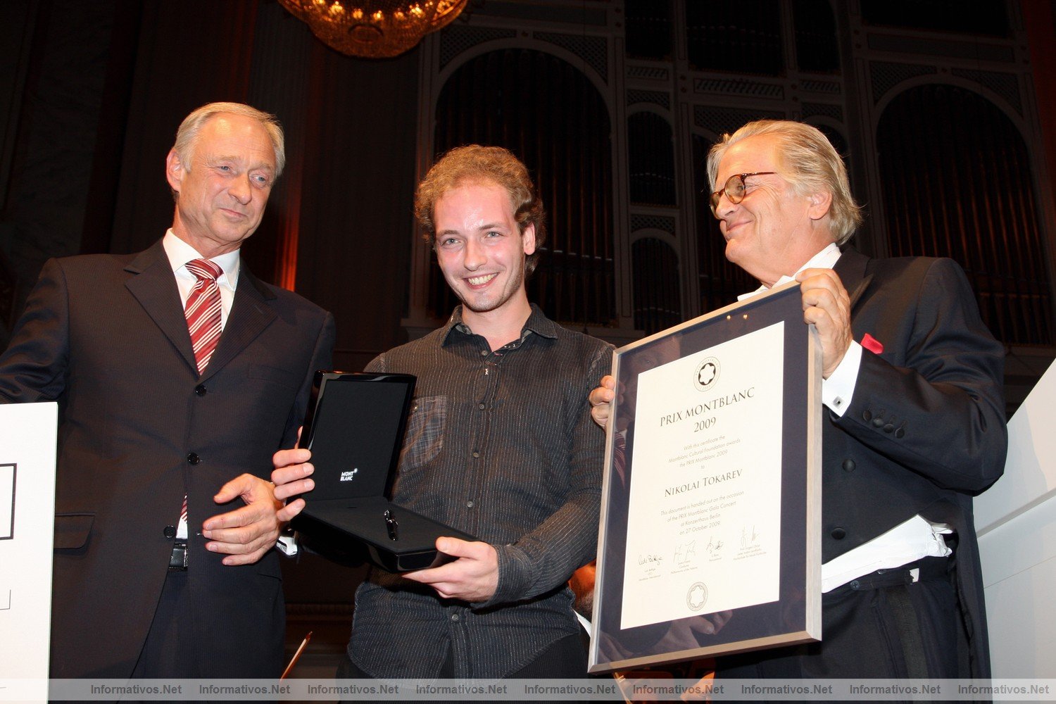 Premio Prix 2009 de Montblanc: Lutz Bethge CEO Montblanc International, Nikolai Tokarev y  Justus Frantz