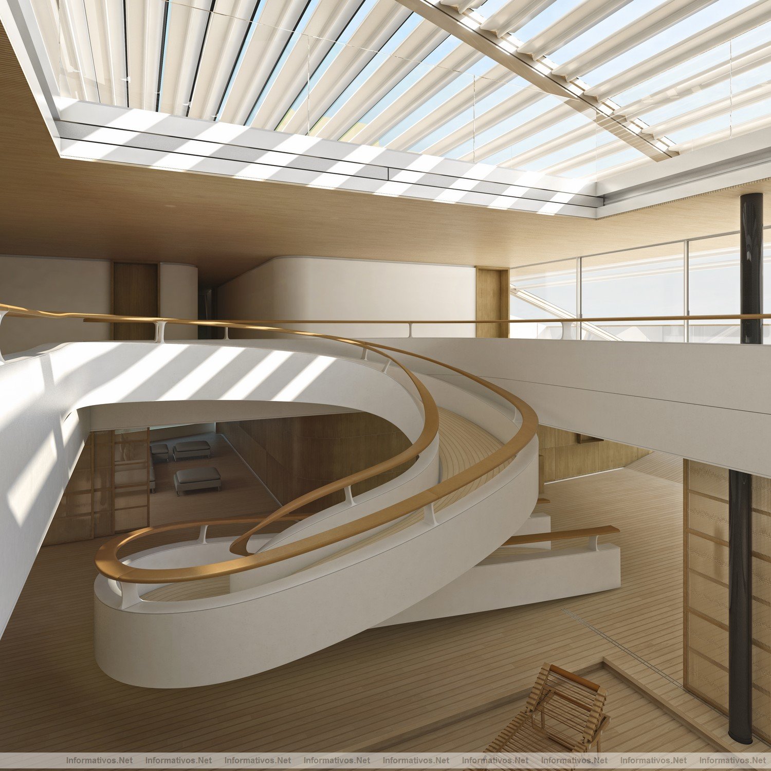 WHY: WALLY HERMS YACHT.- Patio principal con iluminacin natural