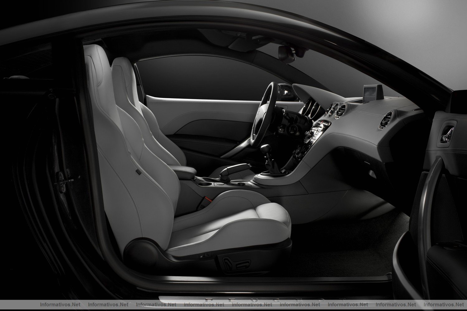 PEUGEOT RCZ