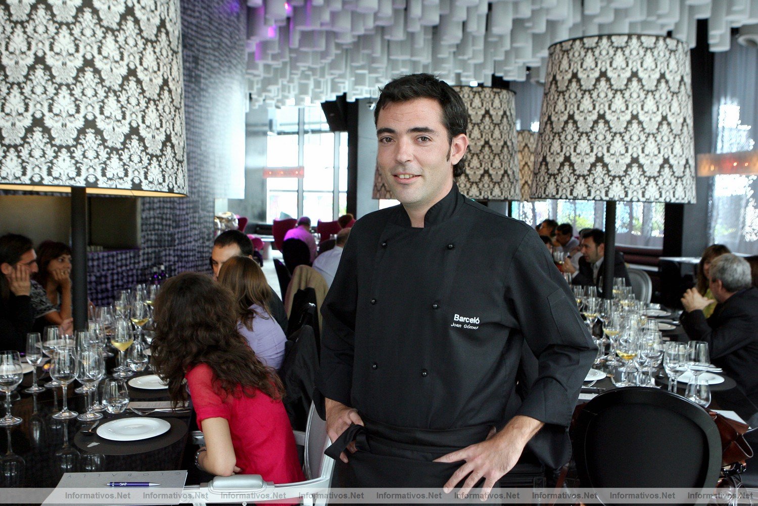 Joan Gmez, chef del  B Lounge, en el hotel Barcel Raval.