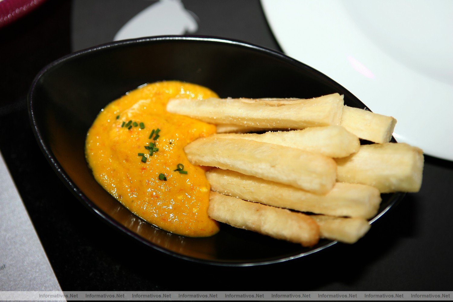 Novedades culinarias en el  B Lounge, del hotel Barcel Raval. Yuca