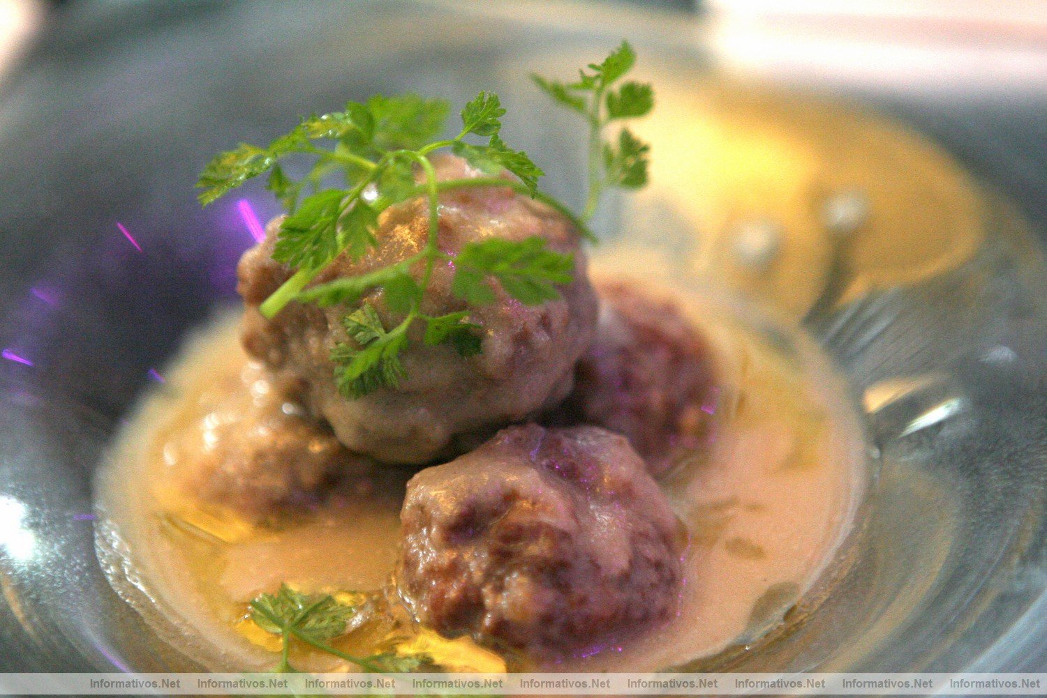 Novedades culinarias en el  B Lounge, del hotel Barcel Raval. Albndigas de ceps (setas)