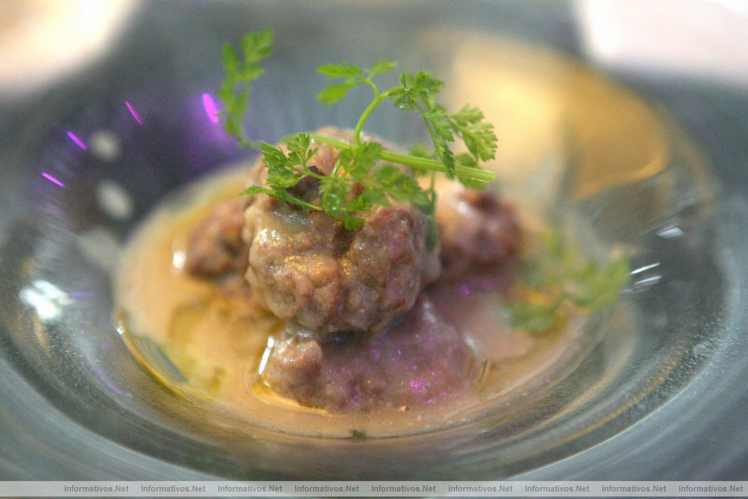 Novedades culinarias en el  B Lounge, del hotel Barcel Raval. Albndigas de ceps (setas)