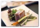 :: Pulse para Ampliar :: Novedades culinarias en el  B Lounge, del hotel Barceló Raval. Atún con verduritas