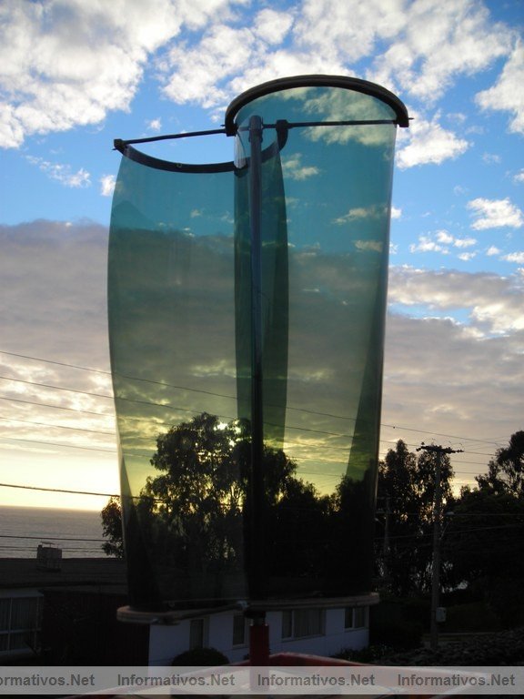 Ocho alumnos de la Universidad Tcnica Federico Santa Mara trabajan en el proyecto "Aerogenerador Savonius de giro Helicoidal"