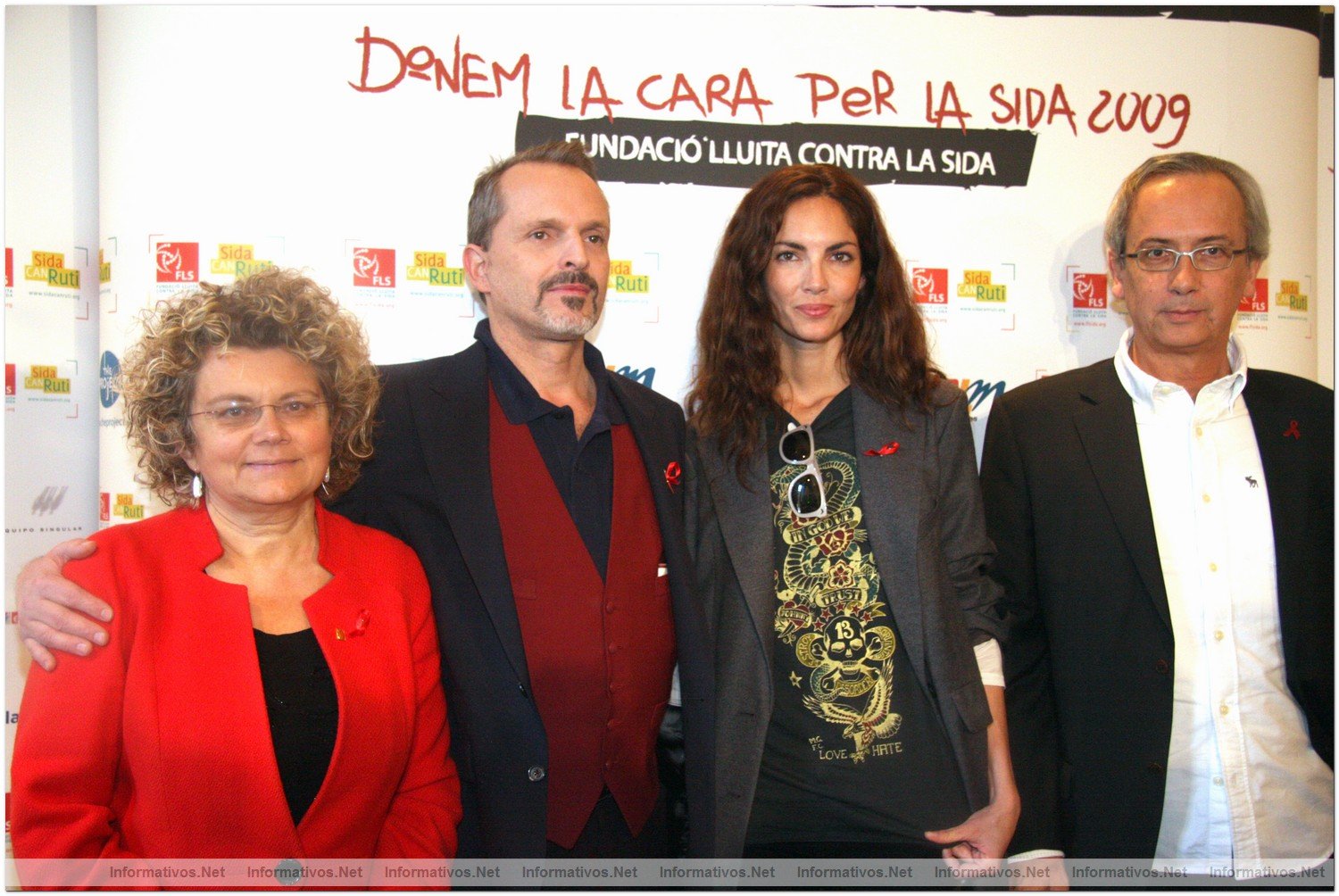 Concierto benfico "Demos la cara por el sida", promovido por la Fundacin Lucha contra el Sida: la Consellera de Salut de la Generalitat de Catalunya, Marina Geli, Miguel Bos, la modelo  Eugenia Silva y Dr. Bonaventura Clotet, presidente de la Fundacin Lucha contra el Sida