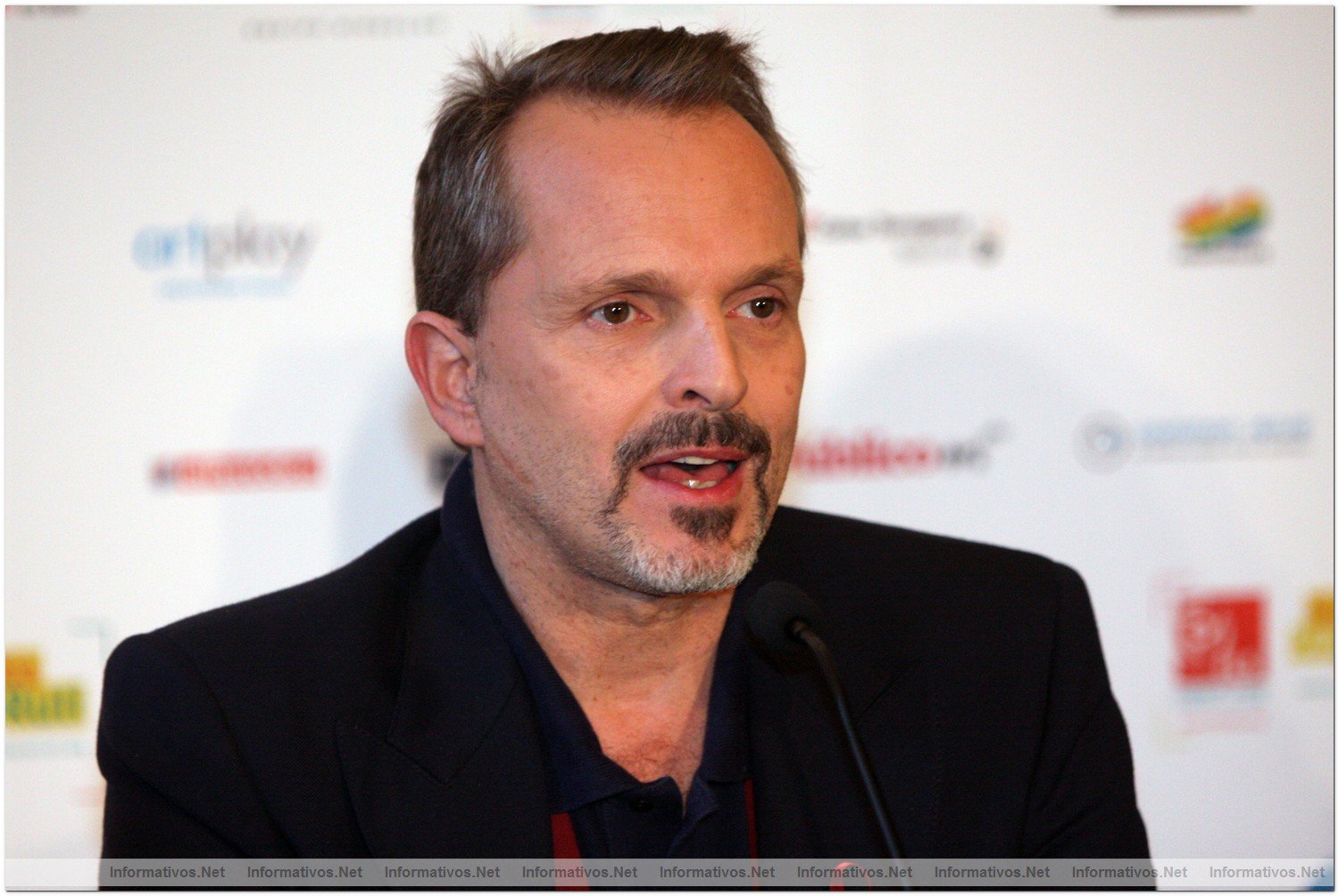 Concierto benfico "Demos la cara por el sida", promovido por la Fundacin Lucha contra el Sida: Miguel Bos