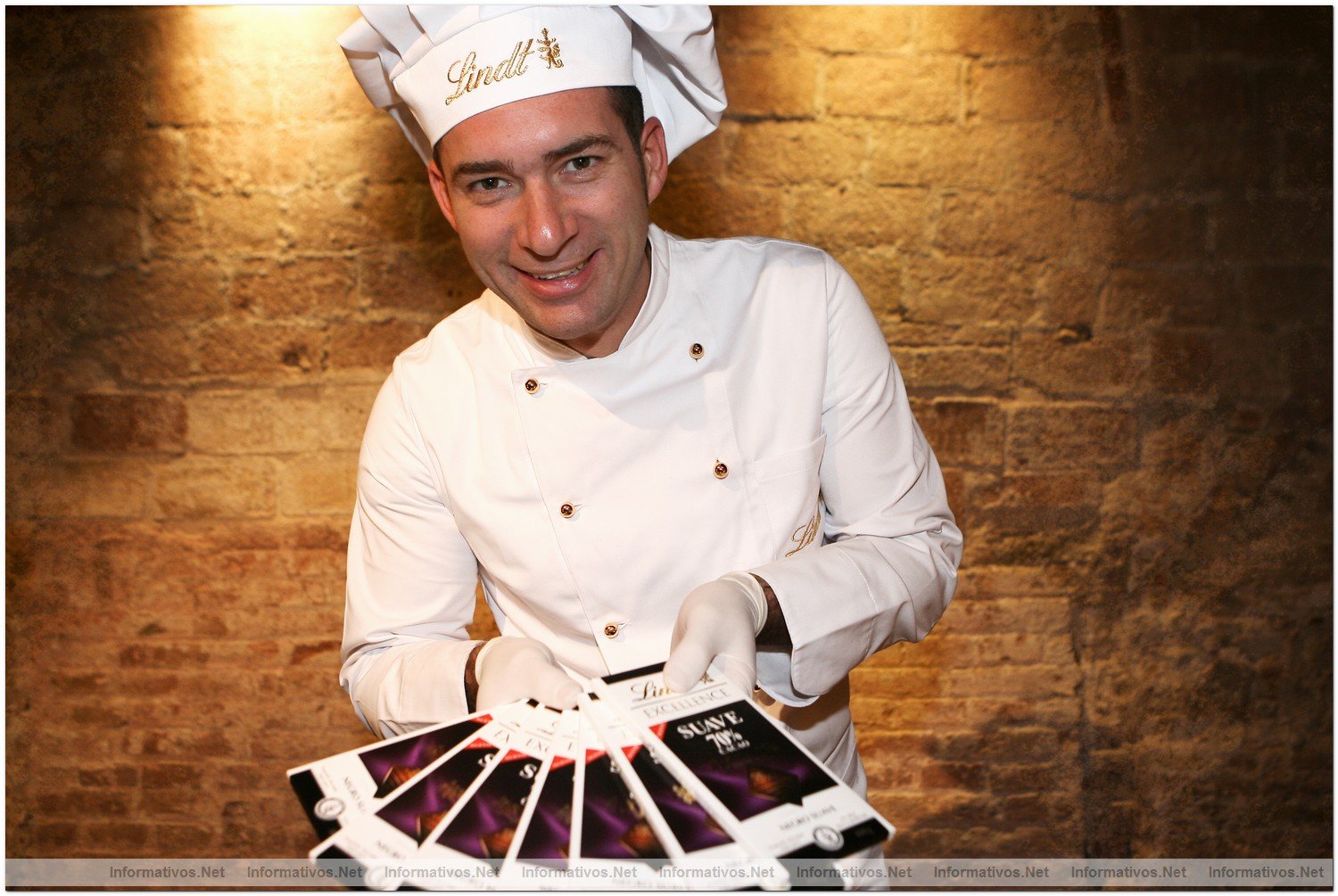 BCN15DIC09 | Presentacin del nuevo Lindt Excellence 70% cacao: David Palls -maestro chocolatero Lindt-